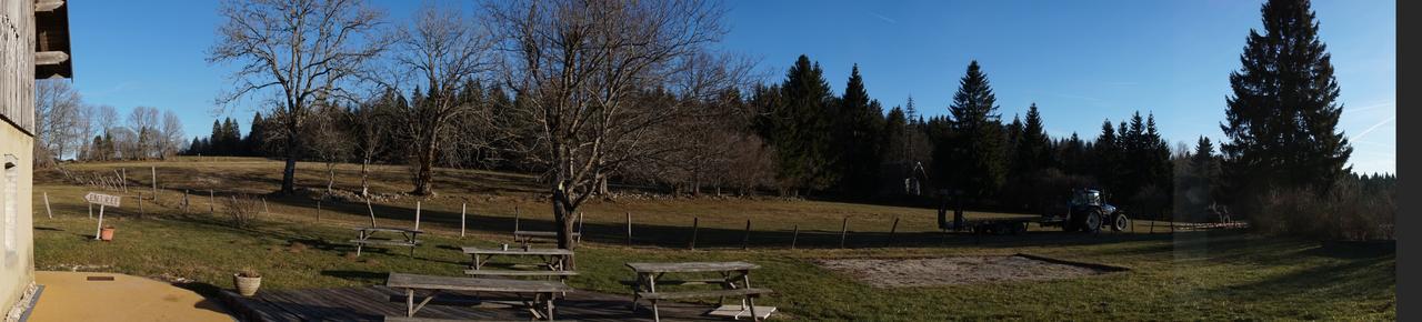 Auberge De La Perdrix Hauterive-la-Fresse ภายนอก รูปภาพ